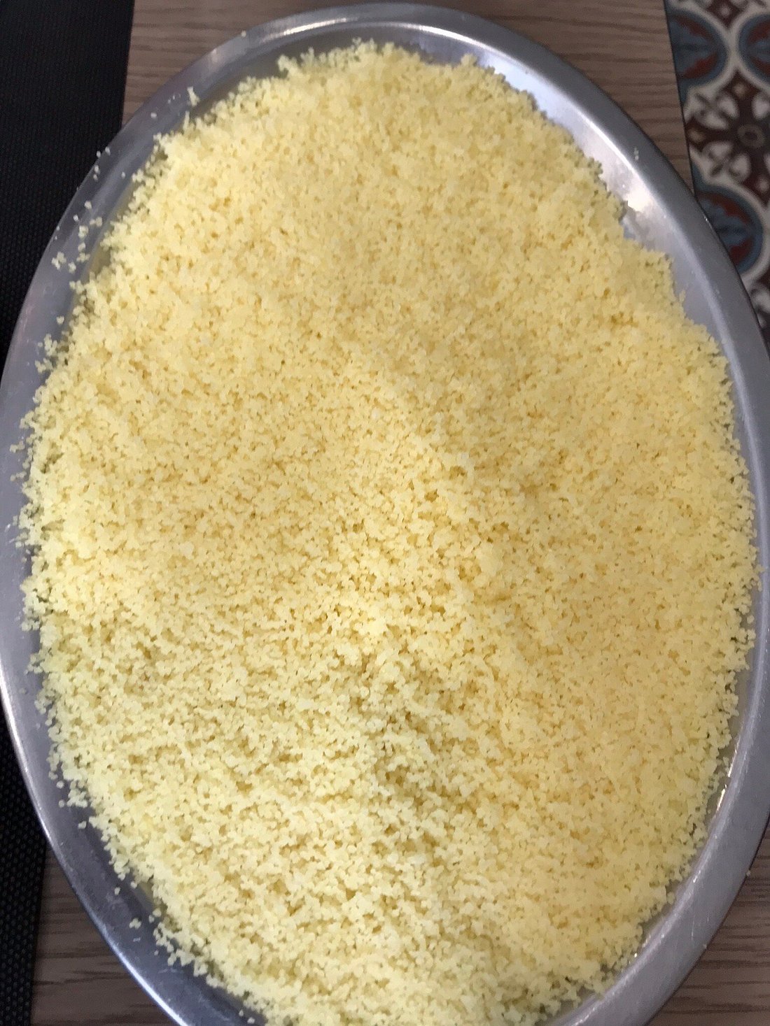 Semoule de blé dans des bols